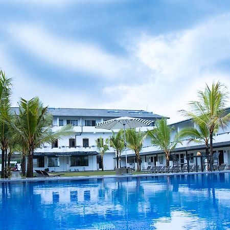 โคโค รอยัล บีช รีสอร์ต Hotel กาลูทารา ภายนอก รูปภาพ