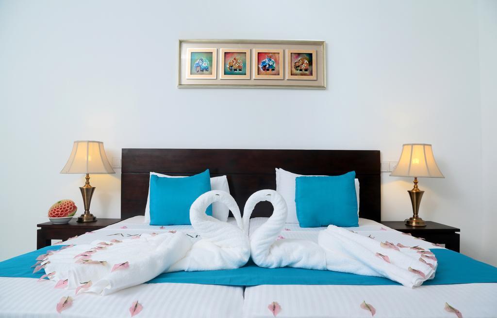 โคโค รอยัล บีช รีสอร์ต Hotel กาลูทารา ภายนอก รูปภาพ