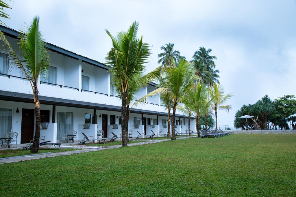 โคโค รอยัล บีช รีสอร์ต Hotel กาลูทารา ภายนอก รูปภาพ